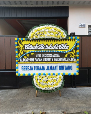 Papan Bunga Duka di Pelambik