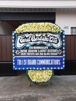 Papan Bunga Duka di Pelambik